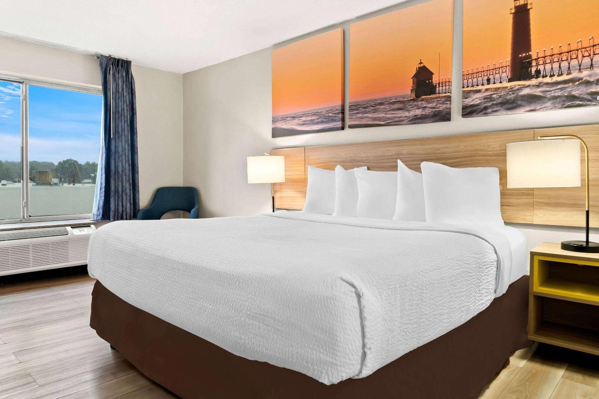 Days Inn & Suites By Wyndham Warren Ngoại thất bức ảnh